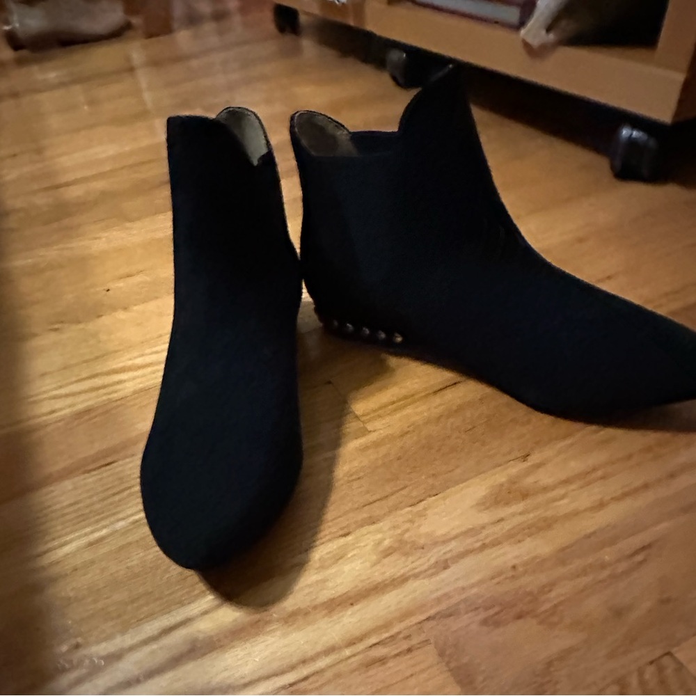NWOT ABS Allen Schwartz Trischa Studded Ankle Boot